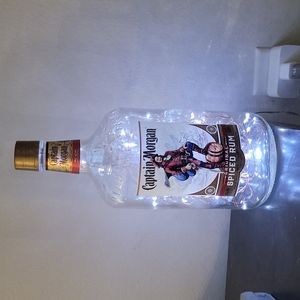 1.75 Captian Morgan decoraration
